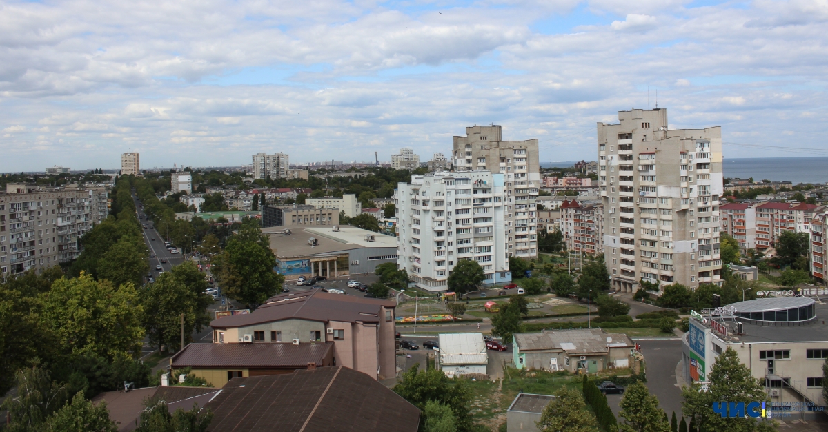 Мост через Сухой лиман, берегоукрепительные работы, решение проблемы с бездомными животными и другое: что, по мнению черноморцев, важнее?