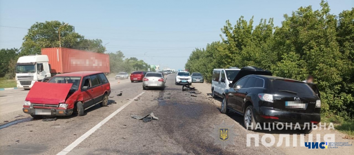 Авария возле «Двух столбов»: столкнулись 4 авто, есть пострадавшие