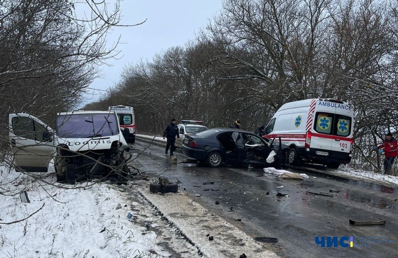 В аварії в Одеському районі постраждали троє людей