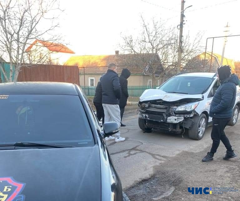 В Олександрівці п'яний водій зніс ворота школи