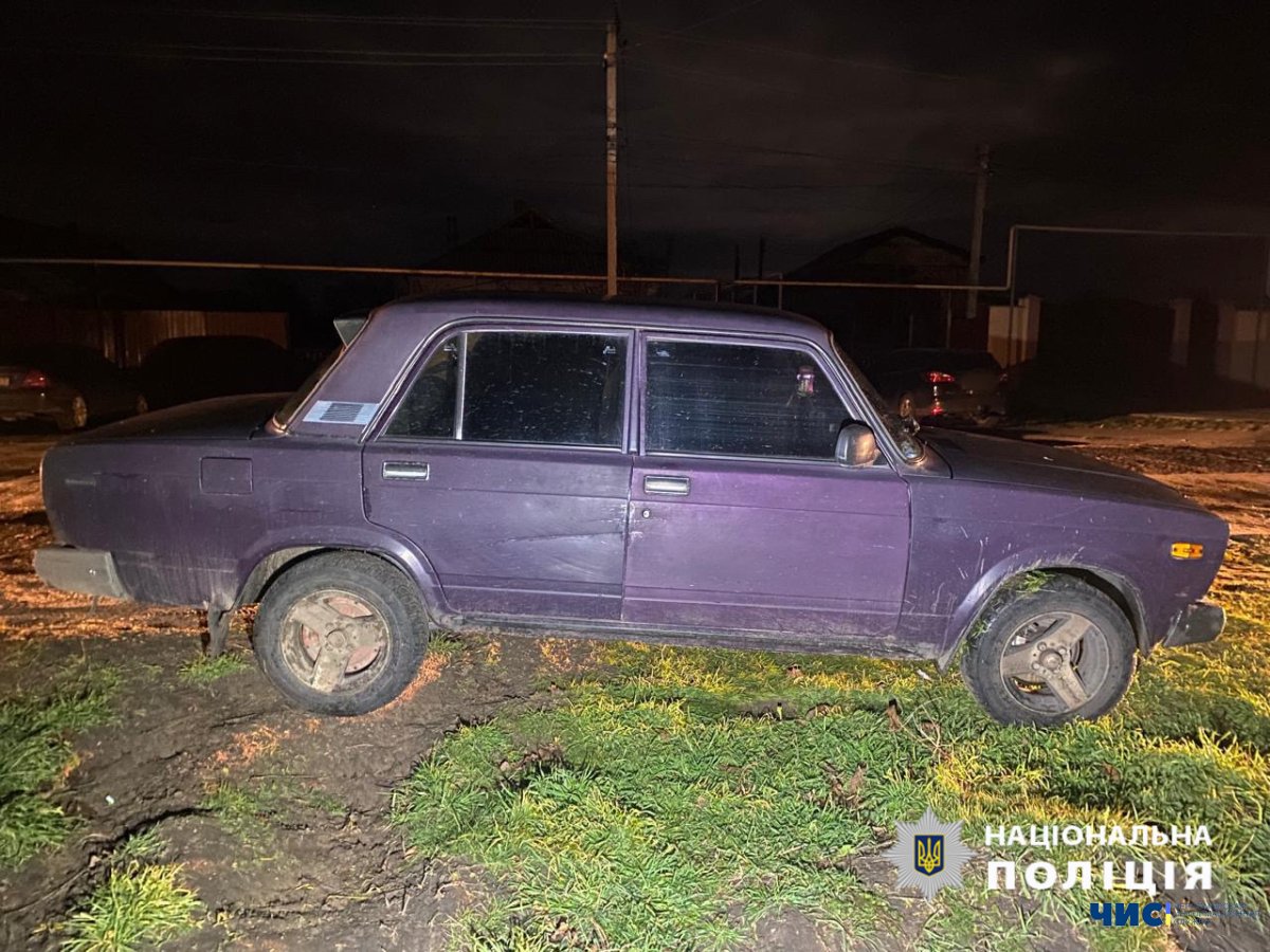 На Одещині п’яний 18-річний юнак викрав авто і мало не збив жінку