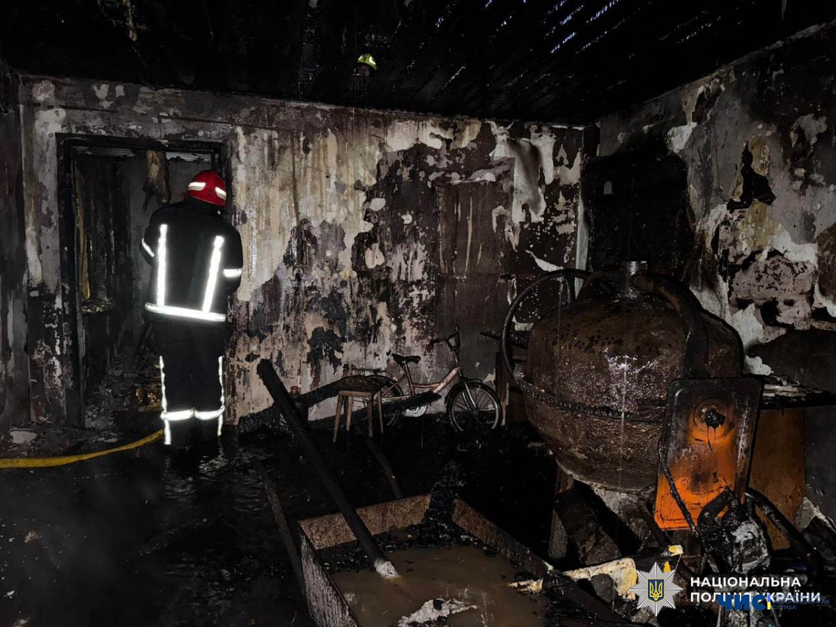 На Одещині жінка образилась на коханого і підпалила його будинок