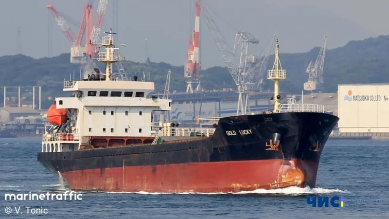 У порту "Чорноморськ" затримали судно під прапором Коморських островів