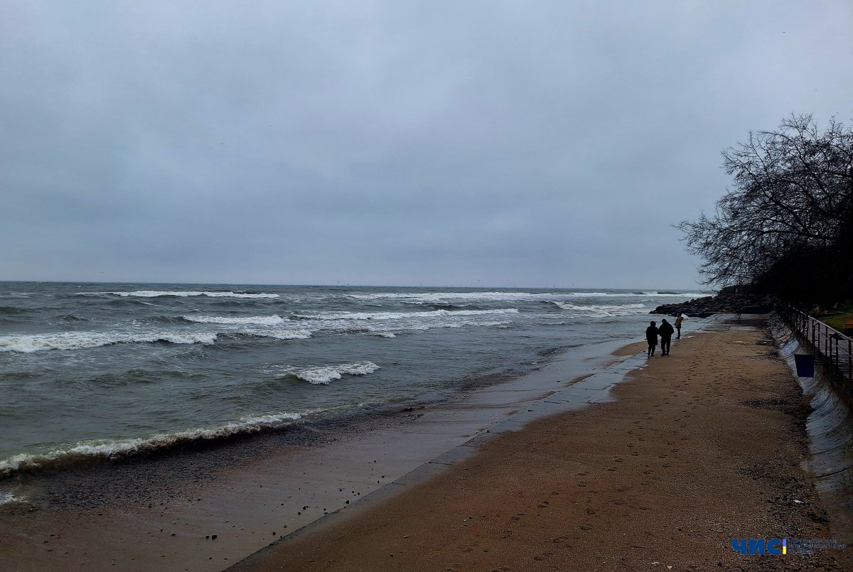 До Чорноморська насувається циклон: дощі зміняться снігом, очікується суттєве похолодання до -15°С