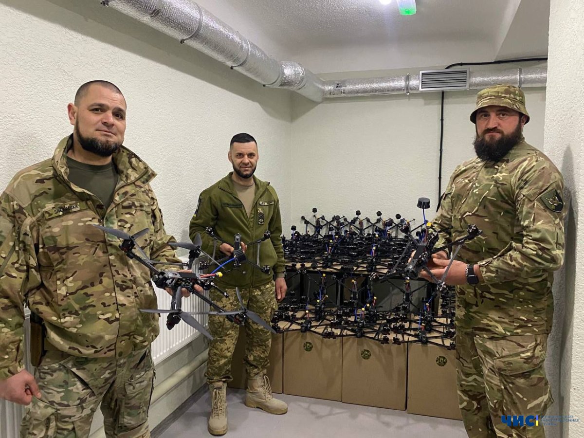 Миколаїв передав чергову партію допомоги захисникам України з Чорноморська