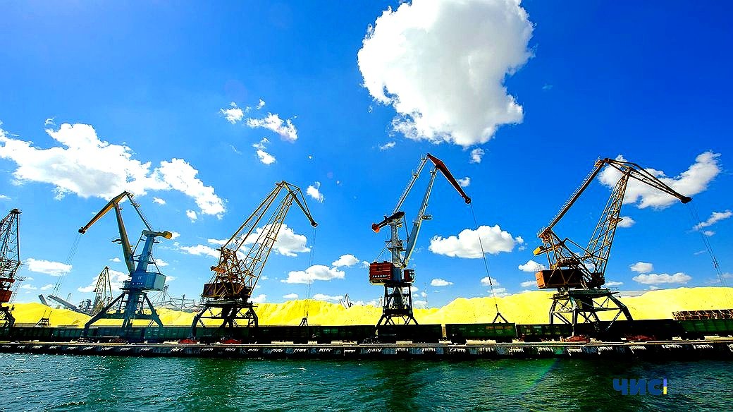 Попри постійні атаки, ворога інвестори не втрачають інтерес до порту «Чорноморськ»