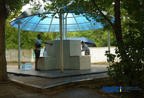 До Чорноморська повертається вода: ремонтні роботи на водогоні завершено