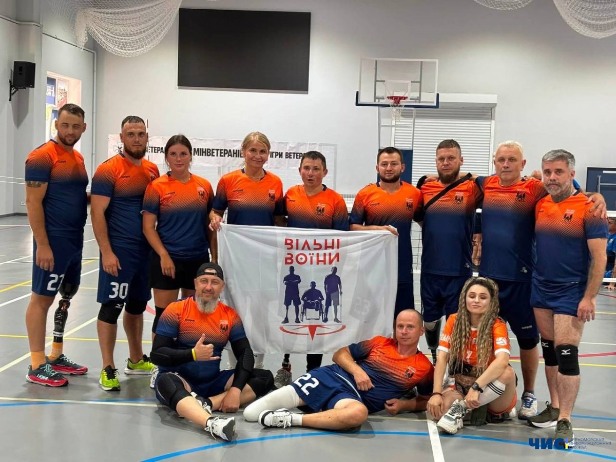 Ветерани з Чорноморська виступили на IV турі чемпіонату України з волейболу сидячи