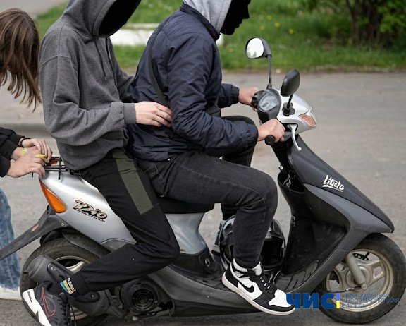 Безконтрольні заїзди мотоциклістів у Чорноморську:  чи змінюється ситуація та як реагує поліція